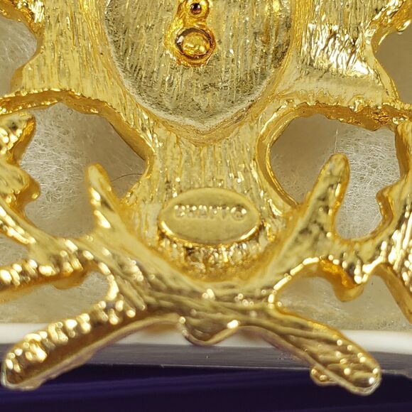 Vintage DaneCraft Coat of Arms Eagle Crown Ribbon Leaves Gold Heraldic Brooch - Picture 7 of 13